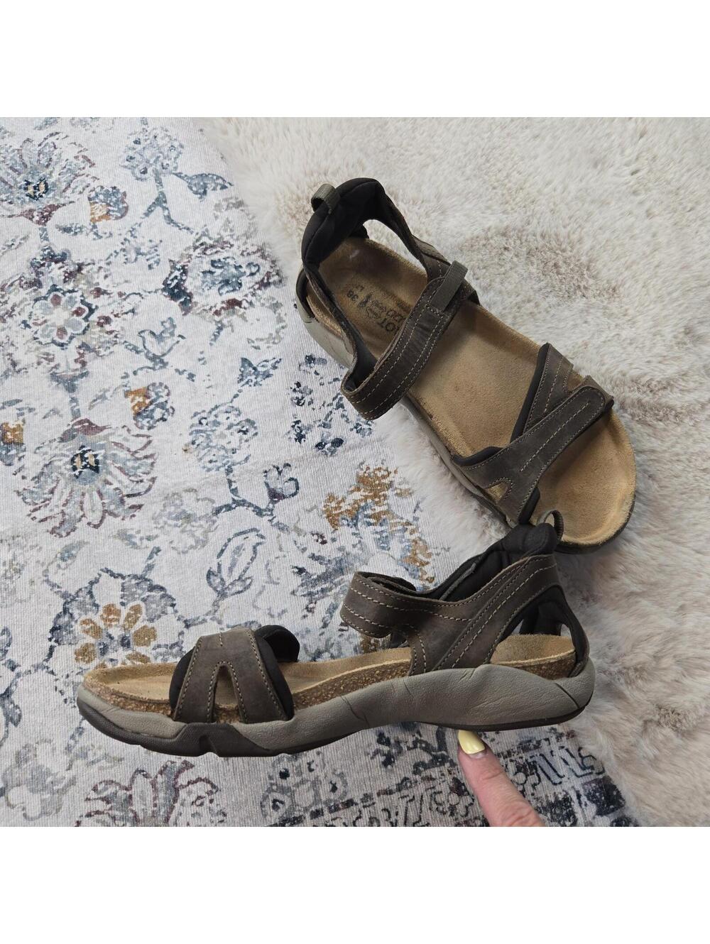 Naot Brown Strappy Sandal Shoe Women EU 38 - Picture 5 of 10